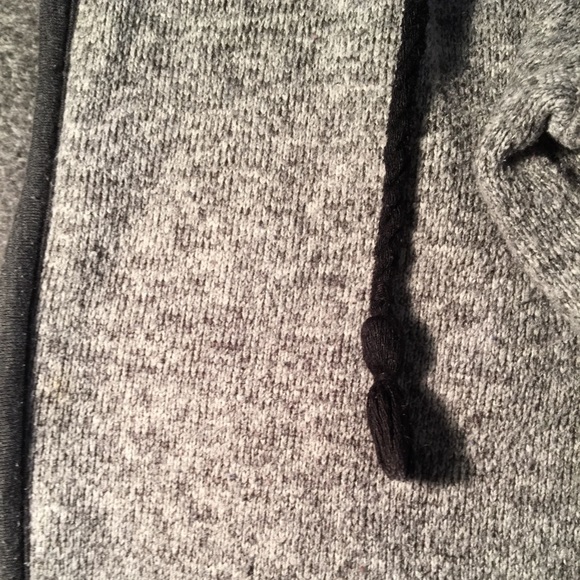 Gray American Eagle hooded zip up - size XS - Picture 5 of 5